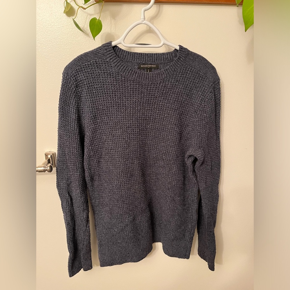 Banana Republic size small navy blue sweater